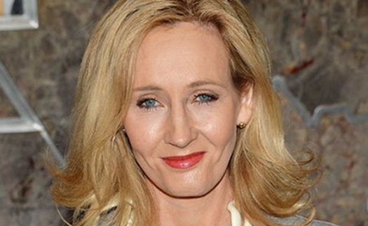 Fan bênh J.K. Rowling trước bão chỉ trích trên Twitter